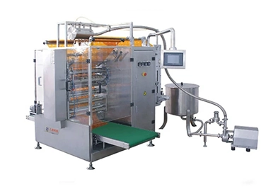 How Does a Liquid Packaging Machine Seal Four Sides?